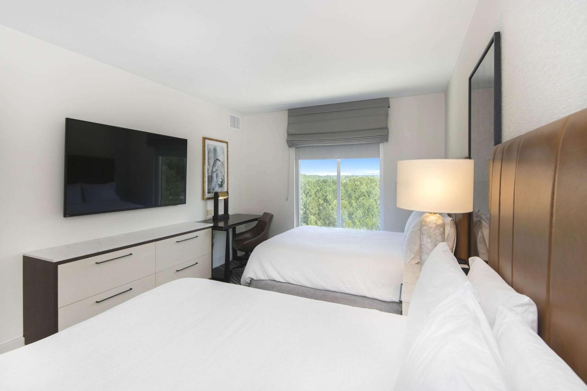 Family Suite,1551419461:JPEG